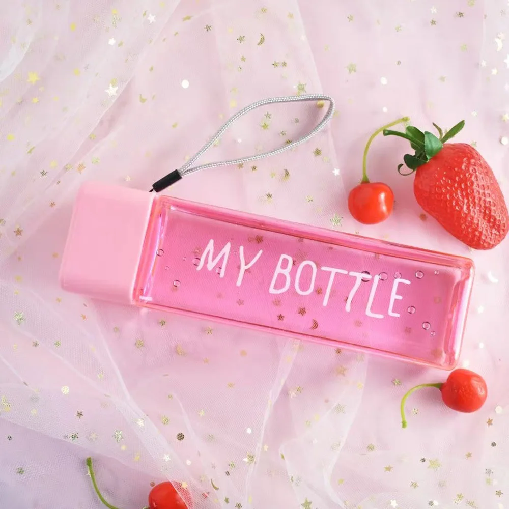 500ml Protable Milk Tea Bottle Women Large Capacity Clear Drinking Bottle Dustproof Seal Juice Cup with rope Gingerbread Pattern